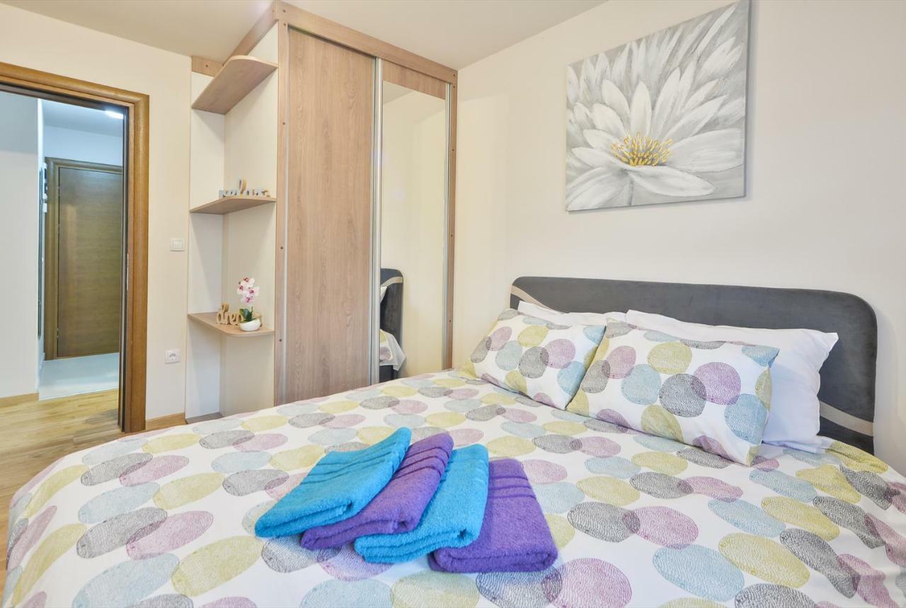 Apartman Alex ซลาตีบอร์ ภายนอก รูปภาพ