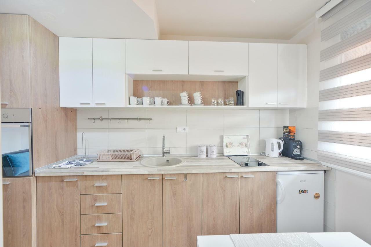 Apartman Alex ซลาตีบอร์ ภายนอก รูปภาพ