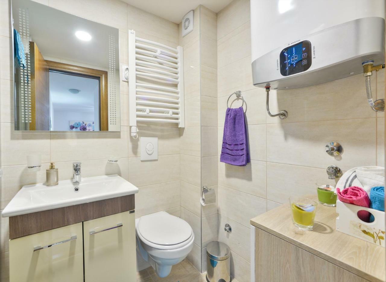 Apartman Alex ซลาตีบอร์ ภายนอก รูปภาพ