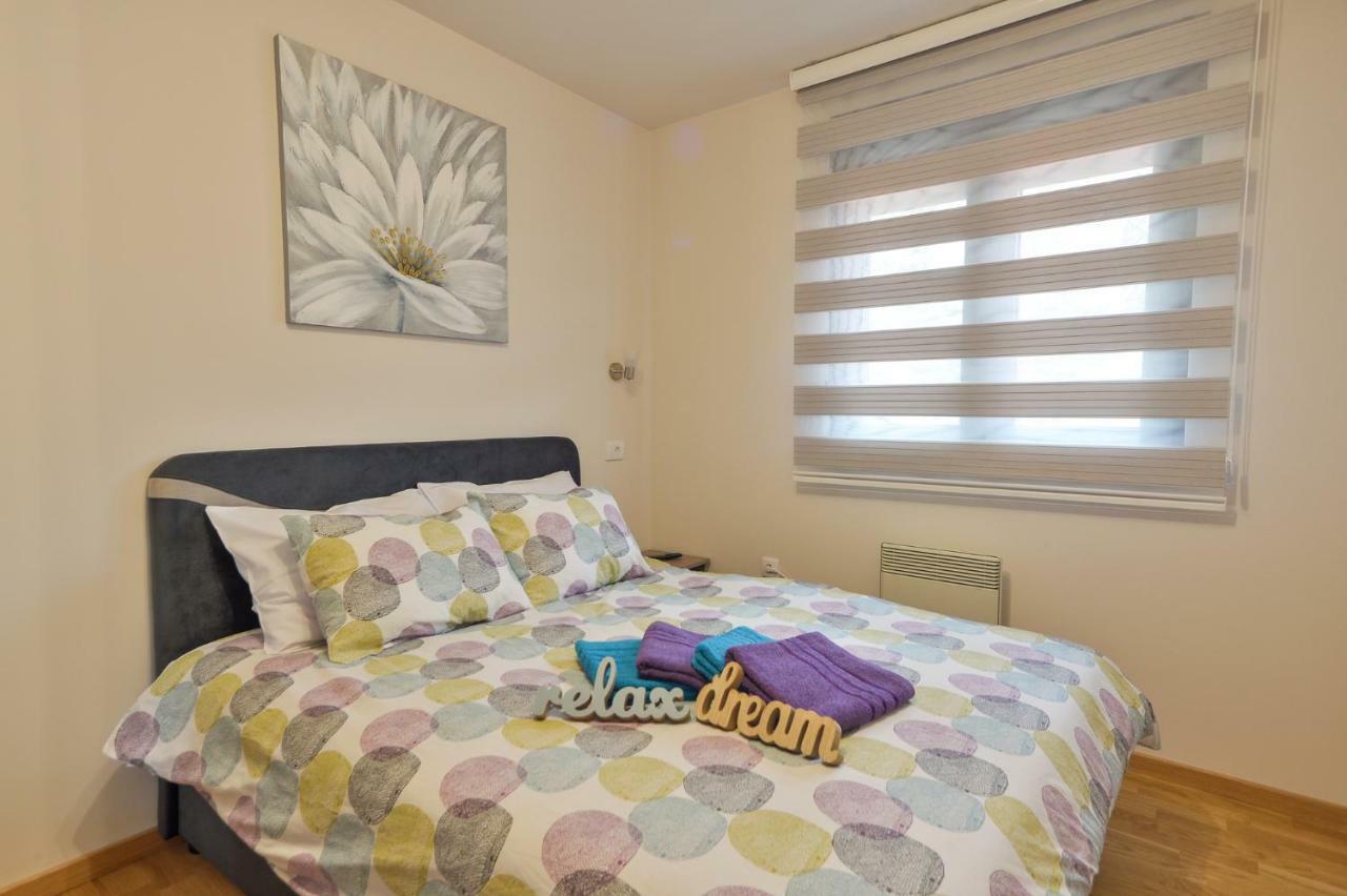 Apartman Alex ซลาตีบอร์ ภายนอก รูปภาพ