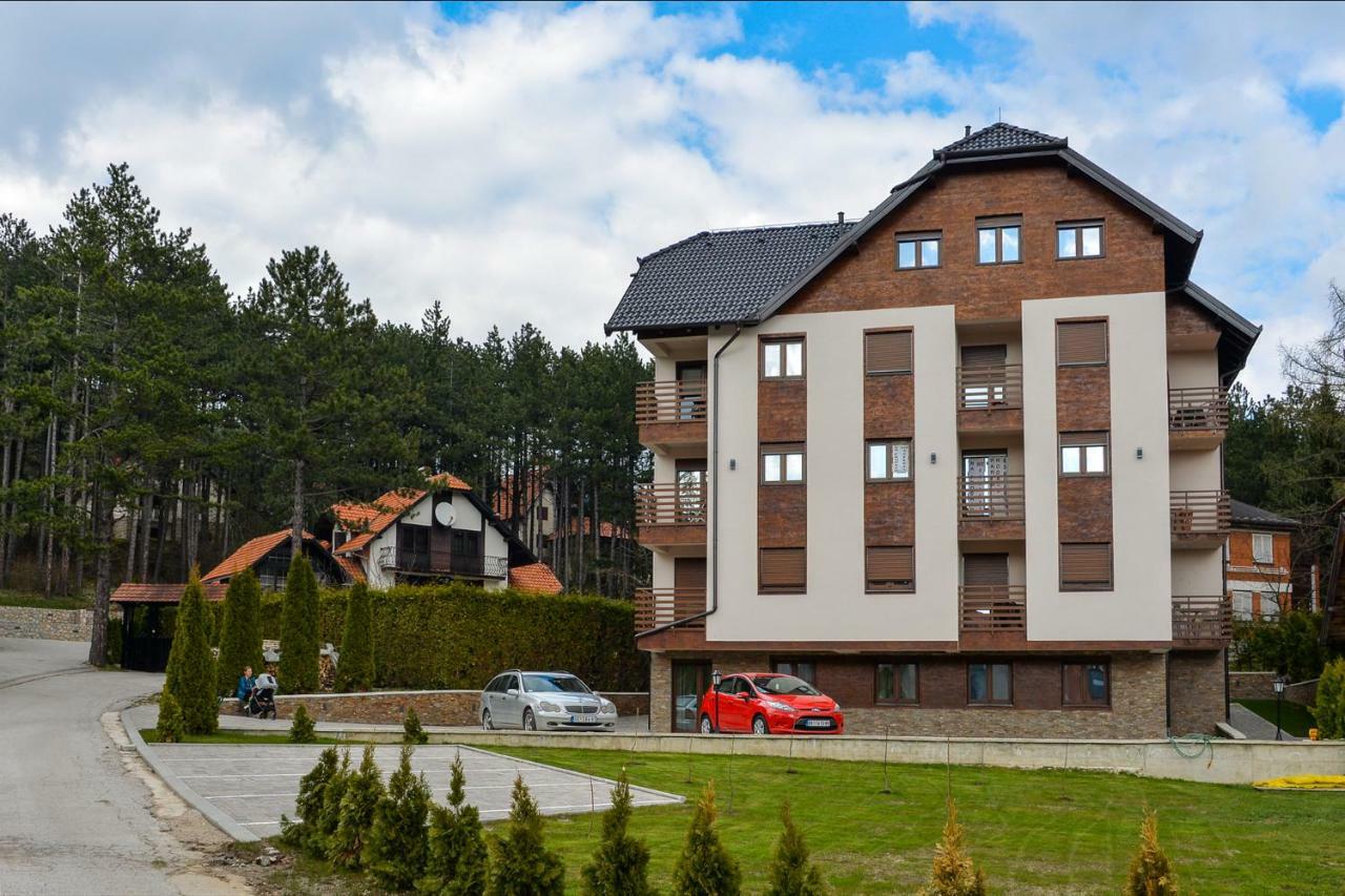 Apartman Alex ซลาตีบอร์ ภายนอก รูปภาพ